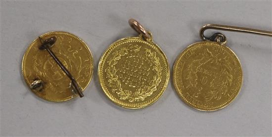 A South African 1/2 Pond gold coin, 1895 and two other items, 13.8g gross